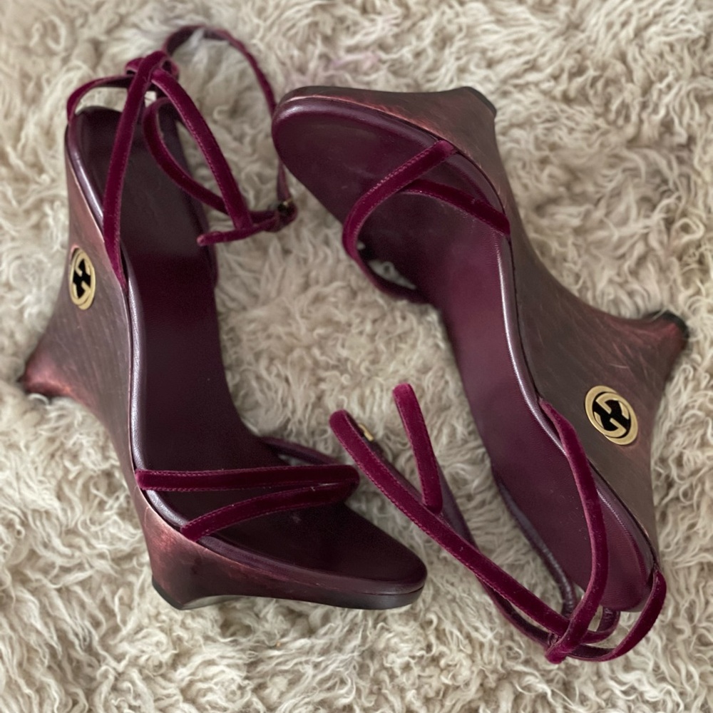 Gucci Platform Sandals sz 7